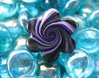 Spiral pop black/plum polymer clay flower ring