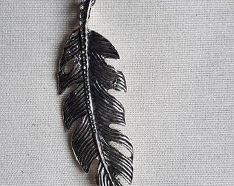 Cork necklace with a feather pendant