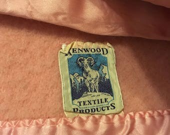 Vintage KENWOOD WOOL BLANKET King Size Wool Blanket Dusty Rose Size - 72" x 86"