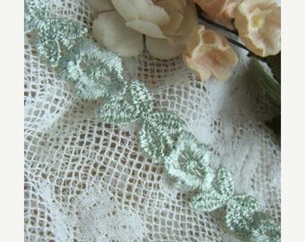 ONSALE 2 yards of Mint Green Luxurious Vintage Venice Lace Trim