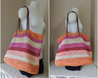 Large Old Navy Shopping Tote. Woven Paper Multi Colored Purse. Five Color Striped Lined Summer Beach Bag. Orange, Peach, Red and Creme Purse