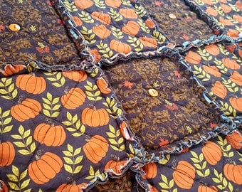 Fall Table Runner in Brown Leaf Damask with Pumpkins, Autumn Table Runner, Halloween Runner, Primitive Patchwork Rag Runner, Handmade in NJ