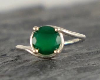Green Onyx Engagement Ring, Green Onyx Ring, Sterling Silver ring, Green Onyx Jewelry, Green Gemstone Ring, Modern Ring - MADE TO ORDER
