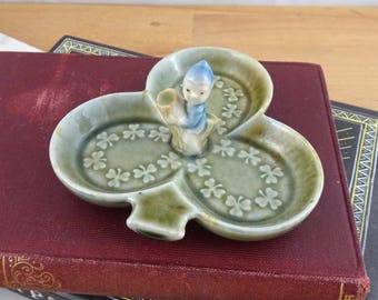 Vintage Wade Irish Porcelain Shamrock Ring Holder, Irish Pixie Trinket Dish, Pin Tray, Wade Co Armagh, Made in Ireland