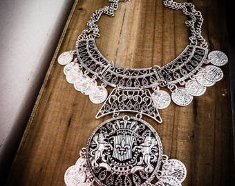 Harry Potter ♰Poudlard♰ silver shield necklace