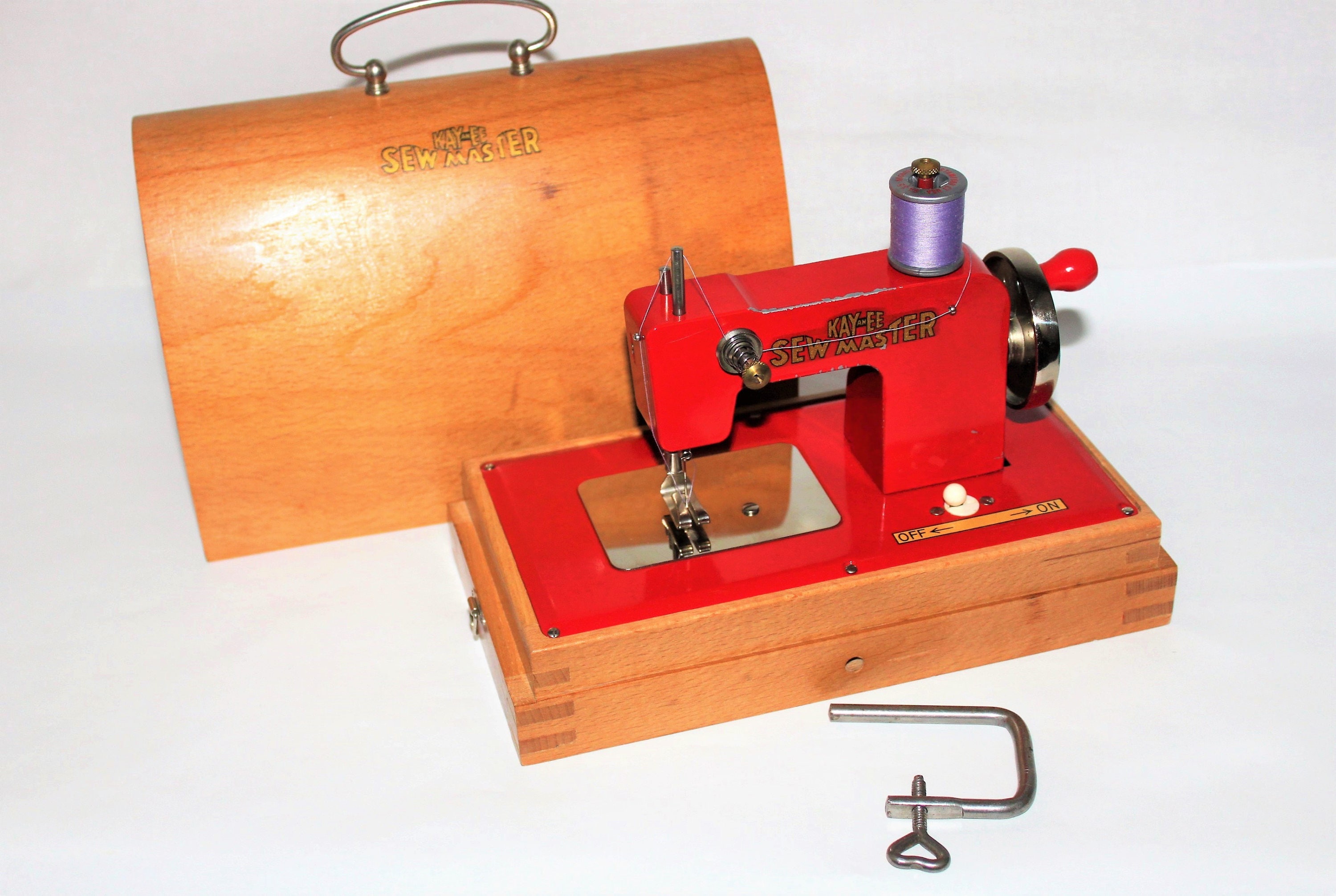 Vintage 1945 KAYanEE, SEW MASTER Child’s Sewing Machine. Made in Berlin