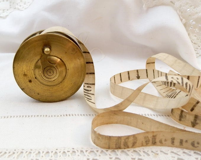 Antique 19 th French Century Brass 10 Meter Retractable Tape Measure, Metal Measuring Instrument from France, Wind Up, Retro Brocante Decor Antique 19 th French Century Brass 10 Meter Retractable Tape Measure, Metal Measuring Instrument from France, Wind Up, Retro Brocante Decor