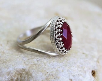 Red Stone Ring, Silver Crown Ring, Red Jade, Princess Crown Ring, Big Stone Ring, King Ring, Queen Ring, Silver Rings, Jade Ring
