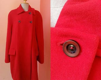 Vintage Red Wool Coat With Long Sleeve