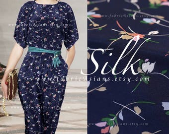 Tana Lawn Navy blue silk crepe by the yard - achat crepe de soie au metre