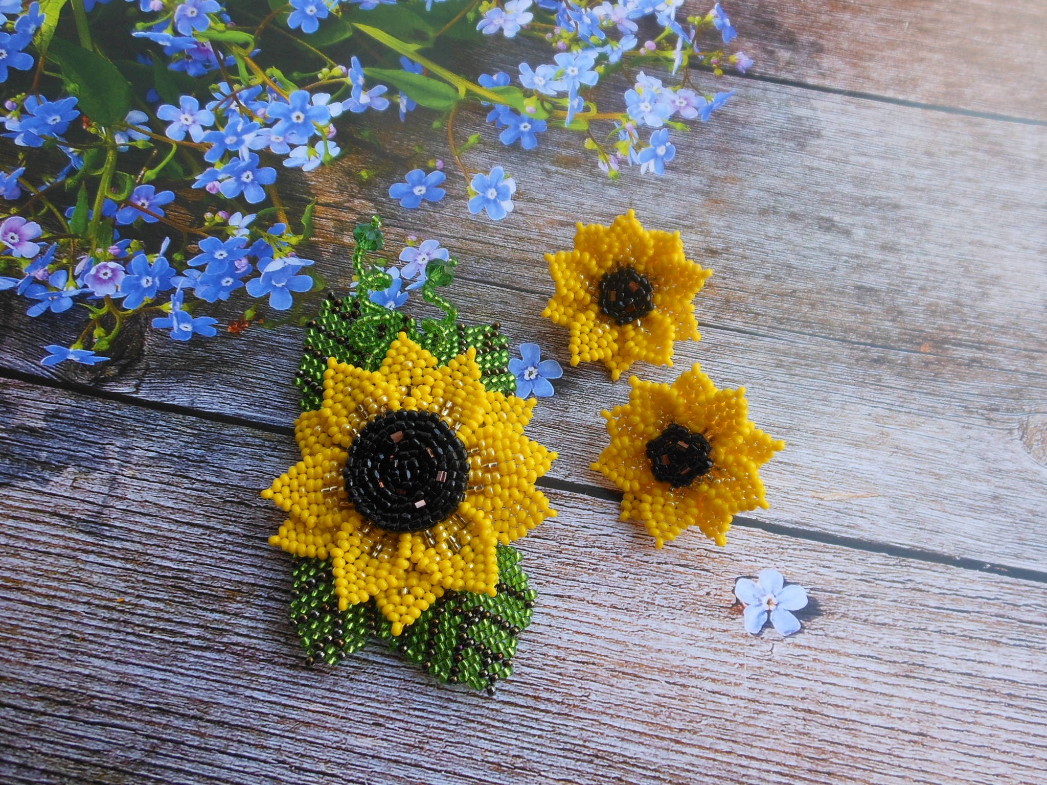 Beaded Brooch Sunflower brooch flower bead weaving