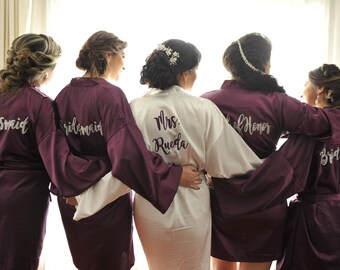 SALE!!! Bridesmaid Robes Set of 8 - Bridal Party Robes - Bridesmaid Wedding Gift - Robe - Personalized Satin Robes