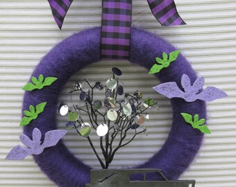 Halloween Wreath, Bat Wreath, Purple Haloween Wreath, Purple Yarn Wreath, Hearse Wreath,