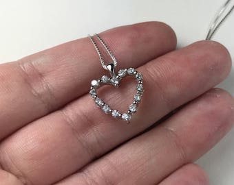 Vintage Petite Cubic Zirconia 925 Sterling Silver Heart Pendant Necklace
