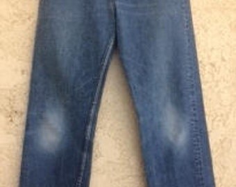 Vintage Levis 701 Button Fly Student Fit Size 29 x 31, Distressed 701 Levis, High Waist 701 Levis Student Fit, Vintage 701 Levis, Red Tab