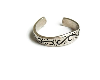 Adjustable Sterling Silver Toe Ring, Band Ring Bohemian Boho Hippie Size 2 1/2, Sterling Silver Ring, Midi Ring, Gift for Hippie