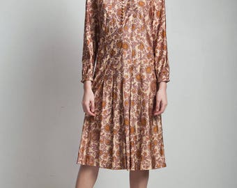 brown pleated paisley day dress vintage 70s polyester faille long sleeves below the knee XL extra large