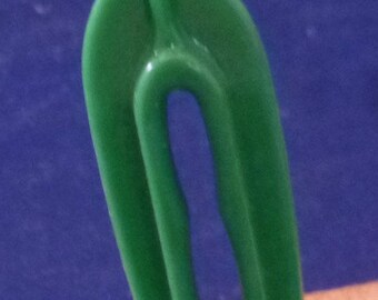 Vintage Rogers Clean-Grip Cat Clothespin (green), 1950s