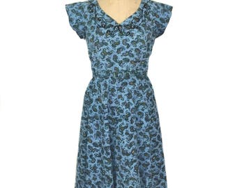 vintage 1950's paisley dress / blue / atomic novelty print / belted dress / cotton / women's vintage dress / size medium