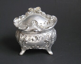 EDWARDIAN 1900s Antique Silver NOUVEAU Bow Rose Garland Leaf CASKET Lid Trinket Box Downton Turn of the Century Silk Lining Victorian Gothic