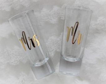 Shot glasses, personalized shot glasses, wedding shot glasses, wedding favor, groomsman gift, custom glasses, bridesmaid gift