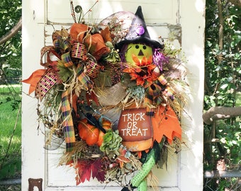 Large Halloween Wreath, Halloween Door Decor, Halloween Wreath, Wreath with Witch, Pip Berries, XL Wreath, Halloween Porch Decor, Handmade