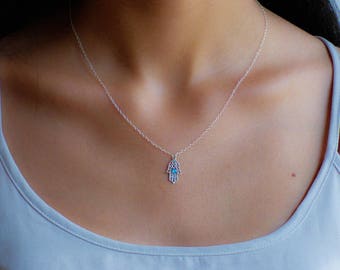 Hamsa necklace in silver or gold - Hamsa hand with blue opal on a delicate chain, Opal Necklace, Evil eye Necklace, Protection Necklace