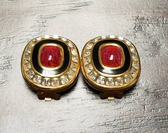 Beautiful Vintage Clip-on Earrings by Grosse