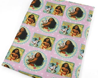Tissu Coton imprimé thème " Vaiana / Moana / contes de fées, princesse et reines "