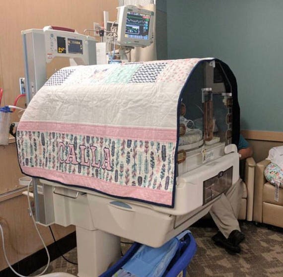 NICU isolette incubator cover quilt for preemie micropreemie
