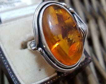Vintage 925 sterling silver ring, genuine amber, foliage art nouveau, size l1/2