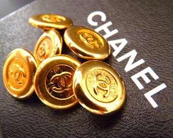 CHANEL Buttons, Authentic Vintage, Rare, Gold CC Logo, Sz 0,55" 1,4 cm, Chanel Ring, Chanel Earrings, Chanel Jewelry, Price for 1 Button
