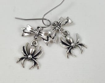 Spider and Bow Earrings, Spider Earrings, Bow Earrings, Creepy Cute Earrings, Spider Jewelry