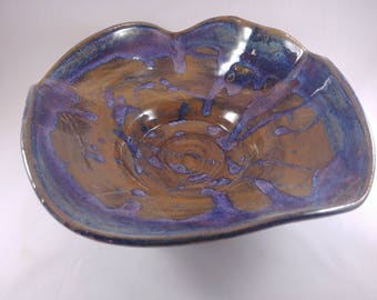 Candy bowl, candy dish, bowl, dish, decorative bowl, decorative dish, pottery, ceramics, fruit bowl, fruit dish, serving bowl, serving dish