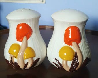 Vintage Mushroom Salt and Pepper Shakers from the 1960's 1970's