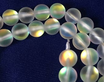 10 FLASH 6 mm beads, frosted white IRIDESCENT glass / round glass beads, fashion 2017 2018, kids pearl beads, little girls, aqua aura