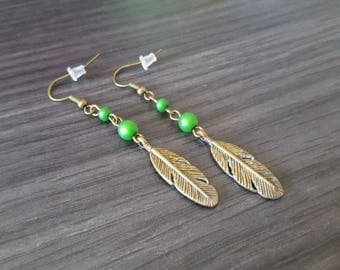 Green feather earring
