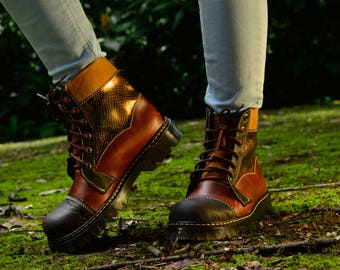 Botas fuertes para mujeres fuertes.