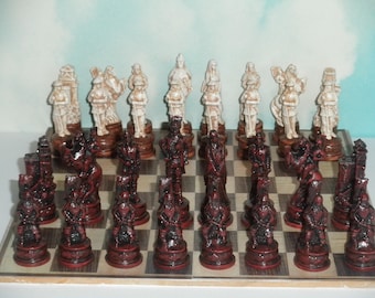 Japanese Warlords-/Samurai-- Mini chess set-Rosewood / Ivory finishes