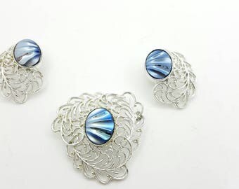 Sarah Coventry Royal Plumage Brooch and Clip earrings 1962