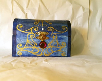 MUSICAL--The Small Boss Key Chest from The Legend of Zelda: Ocarina of Time and Majora's Mask (round top)