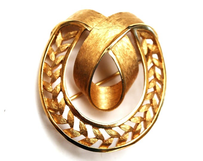 Crown Trifari Gold - Mid century - Ribbon Swirl - leaf -Horseshoe