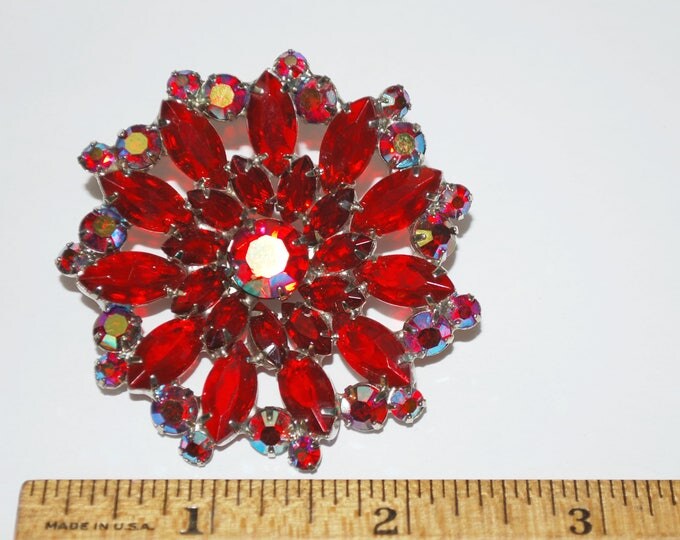 Red Rhinestone Flower Brooch - red Crystal Glass Auroral borealis -Silver - Floral Mid century Pin