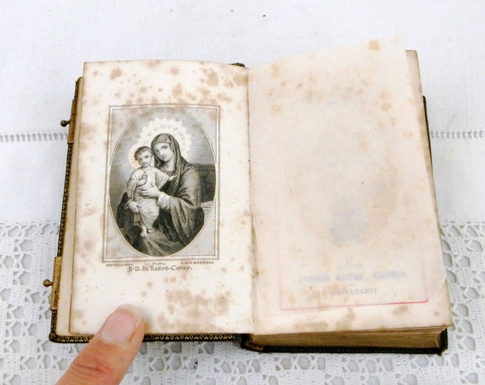 Antique French Religious Book Leather Cover Decorated with Gold Gilt Pattern Printed in 1885 "Paroissien Romain", Liturgy from France Antique French Religious Book Leather Cover Decorated with Gold Gilt Pattern Printed in 1885 "Paroissien Romain", Liturgy from France