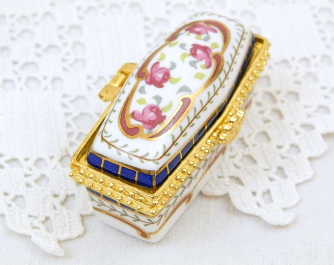 Small Vintage French Hand Painted Porcelain Pill Box with Floral Pattern, Tiny Hinged Rectangular Ceramic / China and Metal Box from France Small Vintage French Hand Painted Porcelain Pill Box with Floral Pattern, Tiny Hinged Rectangular Ceramic / China and Metal Box from France