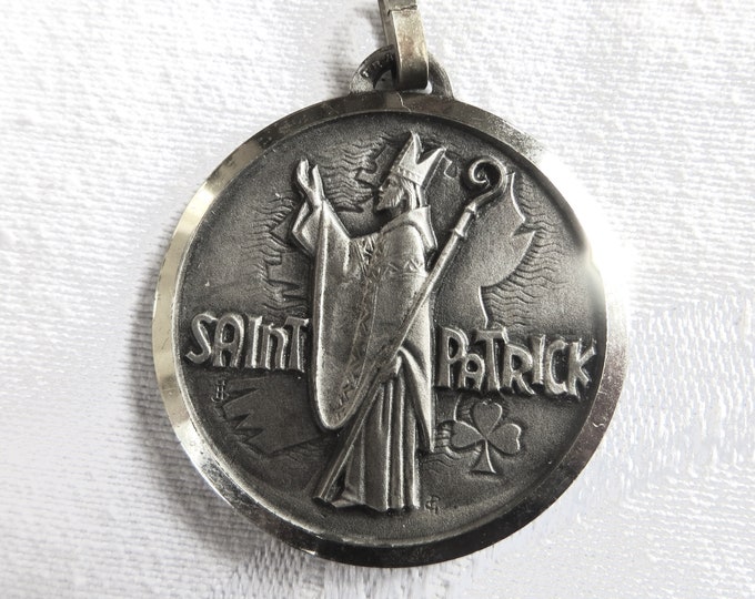 St Patrick Pendant, St Patricks Cathedral, Irish pendant Vintage Religious Jewelry, St Patricks Day