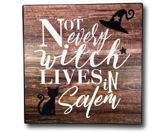 Download SVG Witch lives here / Wicked witch sign / A witch and her