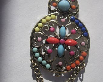 round at top with metal and acrylic rhinestone (Q23) print