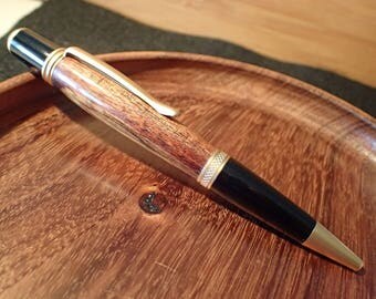 Hawaiian Koa Hand Turned Sierra Style Satin Gold Plated Twist Ballpoint Pen In A Rosewood Pen Box / Pen Stand