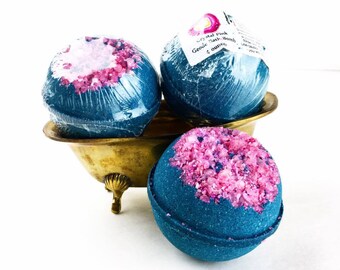 Geode Bath Bomb, Pink Crystal Bathbomb, Crystal Lover, Gemstone BathBomb, Amethyst Gift, Geode Gift, Amethyst Crystal, Quartz Gift, For Mom